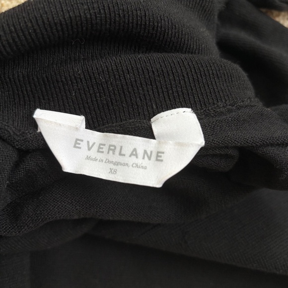 Everlane luxe wool square turtleneck - Picture 3 of 5